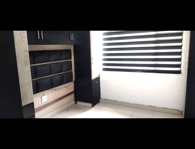 2 BEDROOM FLAT FOR SALE IN BLUFF